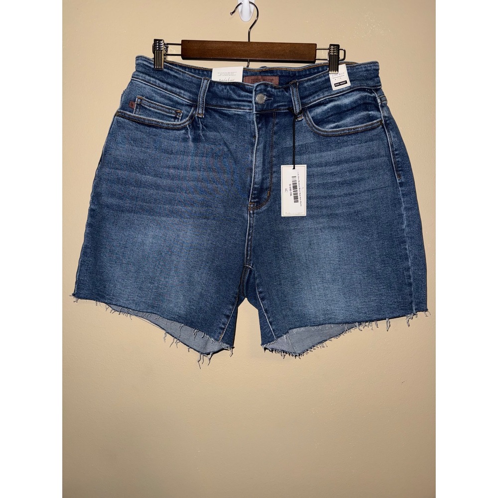 Judy Blue NWT Medium Wash Raw Hem High Waist Denim Shorts 1XL Casual stretch